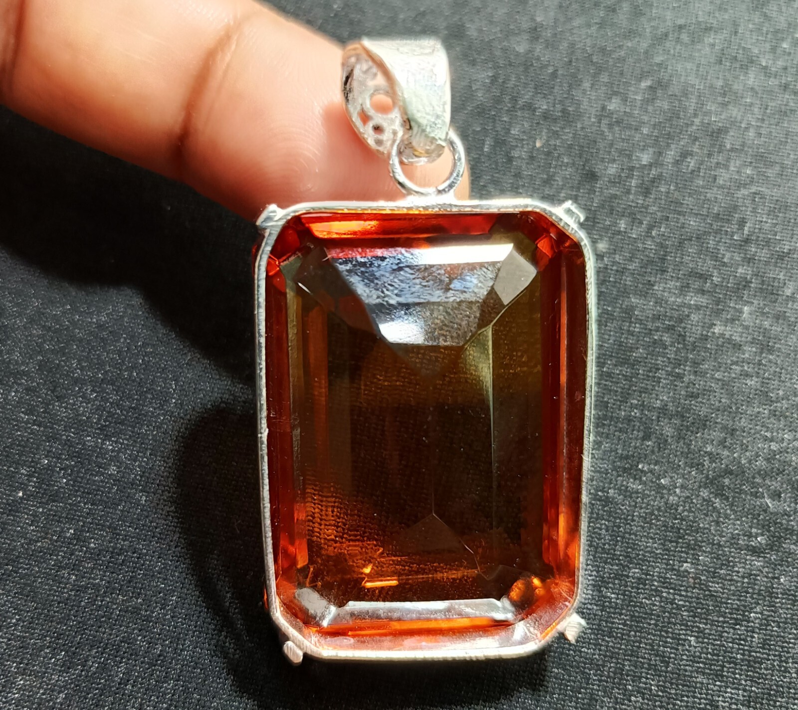 Certified Natural 104.35 Ct Brazilian Emerald Topaz Pendant Loose Gemstone