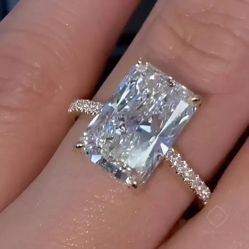 4.90 Ct Radiant-Cut EF/VS1 Lab Grown Diamond Engagement Ring Set 14k Yellow Gold