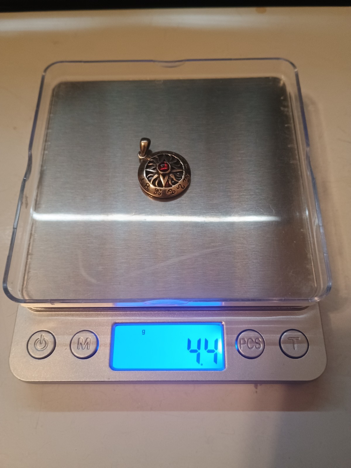 Vintage Sterling Silver.925 Peter Stone PSCL Garnet Zodiac Symbol Pendant