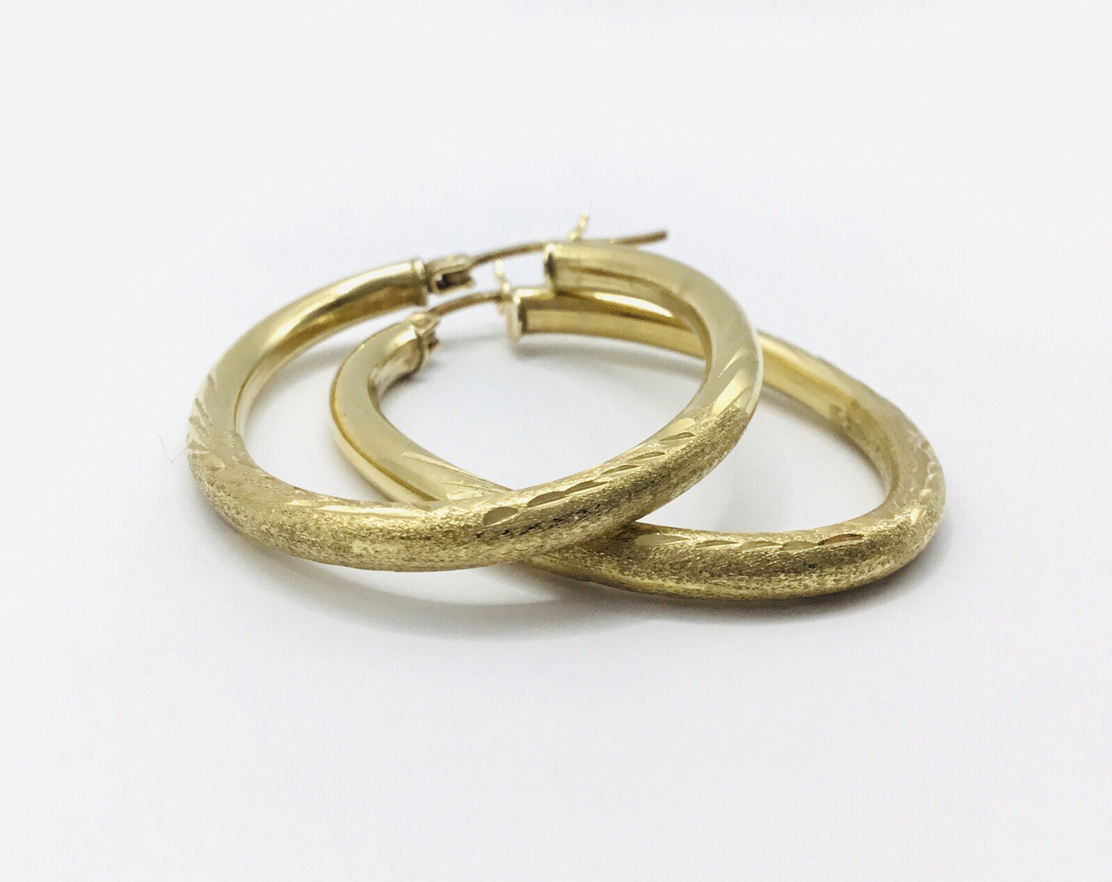 Solid 14k Yellow Gold Hoop Earrings – 2.7g, 3.6cm
