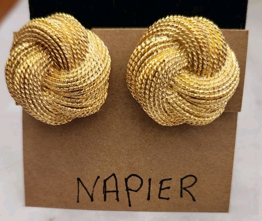 Vintage Napier Round Twisted Swirl Earrings Snap Screw Backs 1″