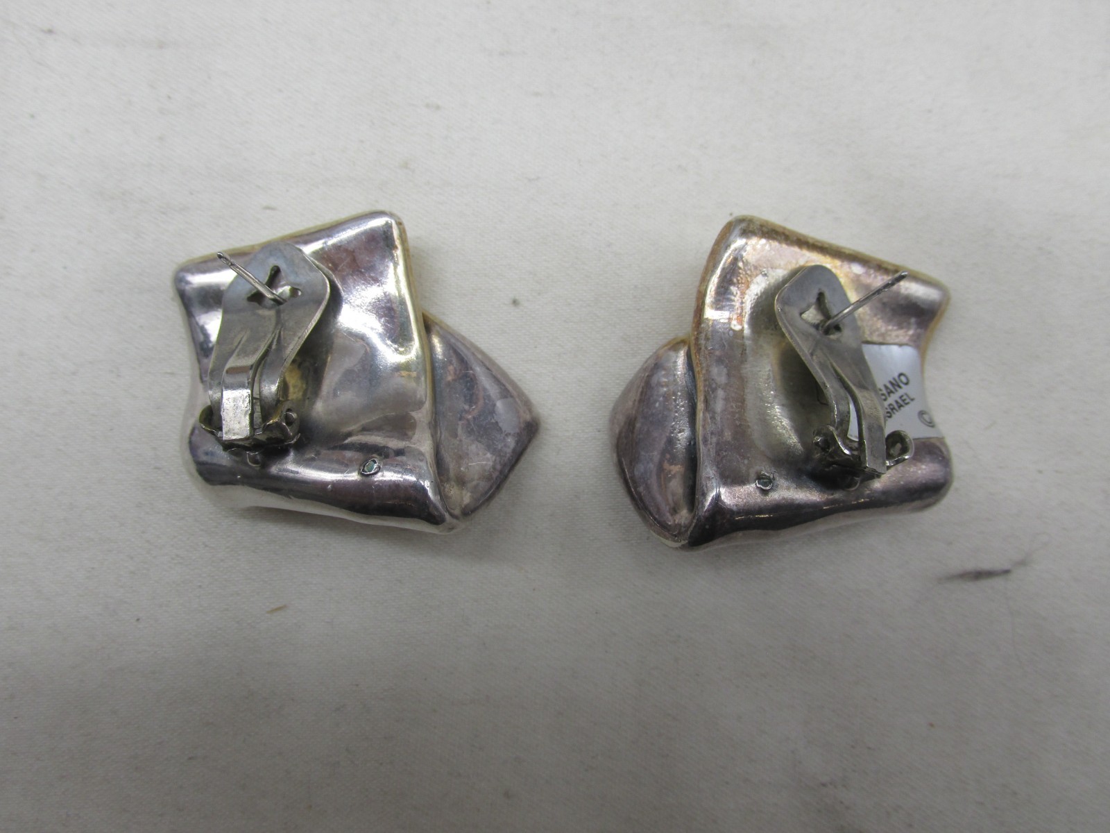 D. Varsano Israel Two Toned Sterling Silver Pierced Earrings 1.5 x 1.25″ #601
