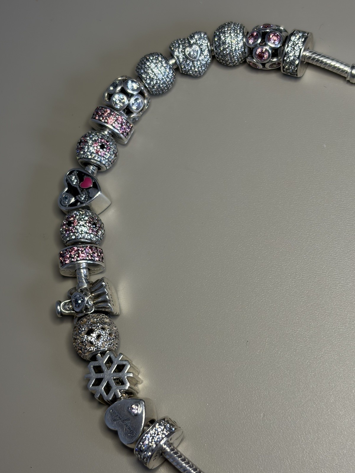 Authentic Pandora Moments Bracelet With 16 Pandora Charms/clips