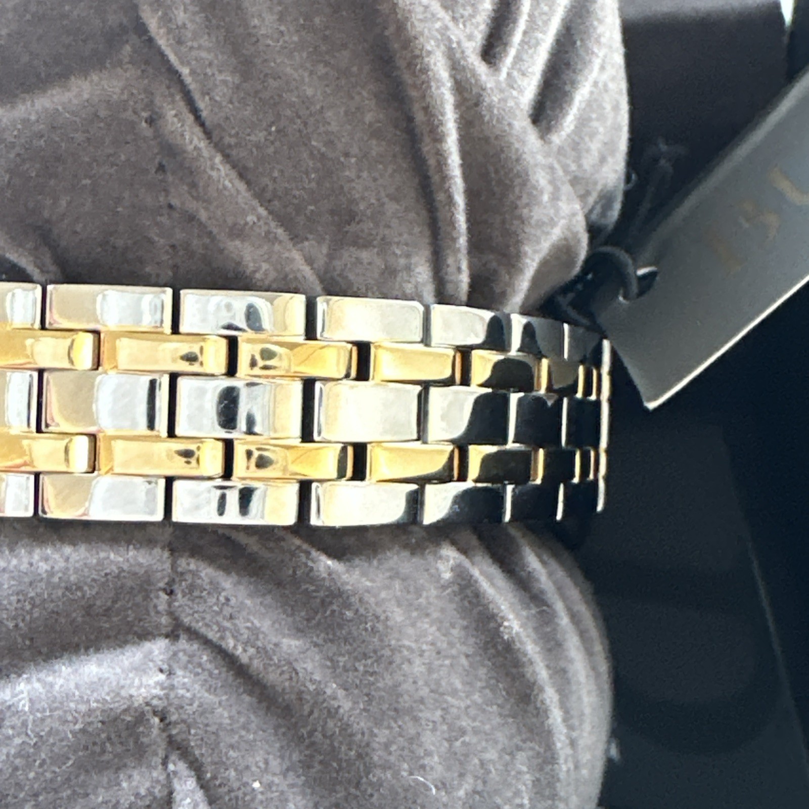 Bulova Women’s Sutton Classic Quartz Silver Stainless Steel Watch 21 MM 98L308