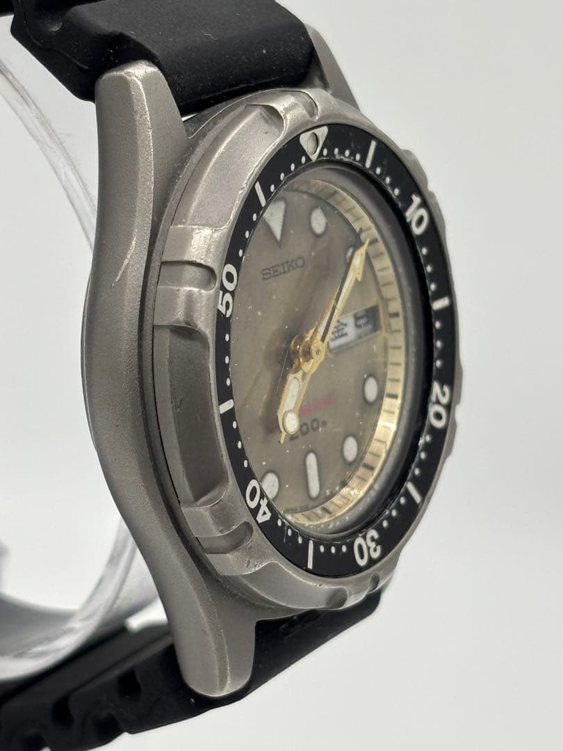SEIKO Diver Quartz 7C43 6A00 Operational Men’s