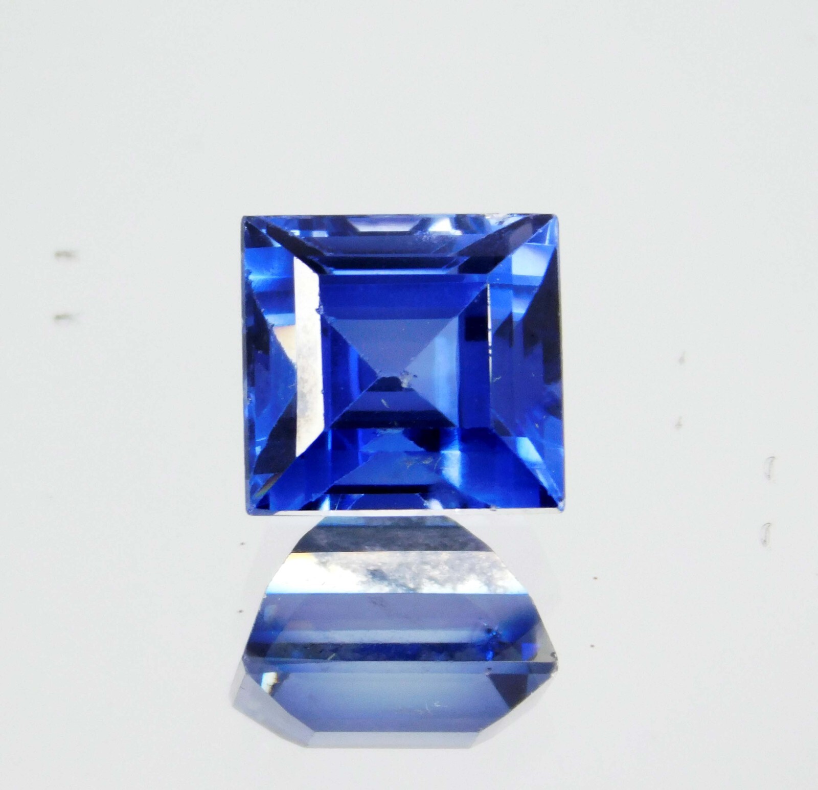 Natural 9.00 Ct California Blue Rare Benitoite Princess Cut CERTIFIED Gemstone
