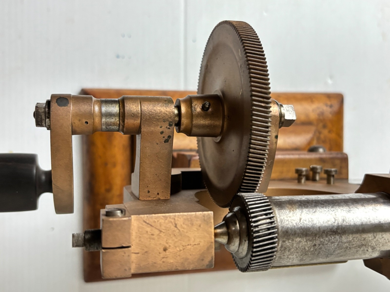 ANTIQUE BRASS AND STEEL WATCHMAKER HOROLOGY CLOCK MANDREL LATHE
