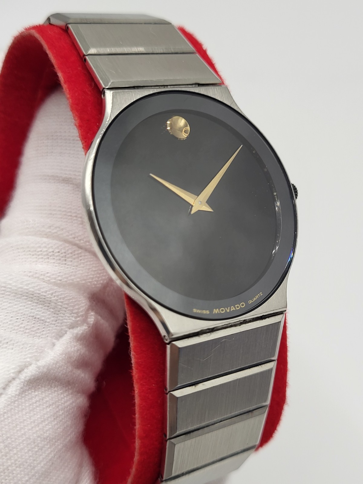 32mm [RARE] Ultra THIN Movado 1990 Museum Women’s Watch 84-40-880 Swiss 7.5″