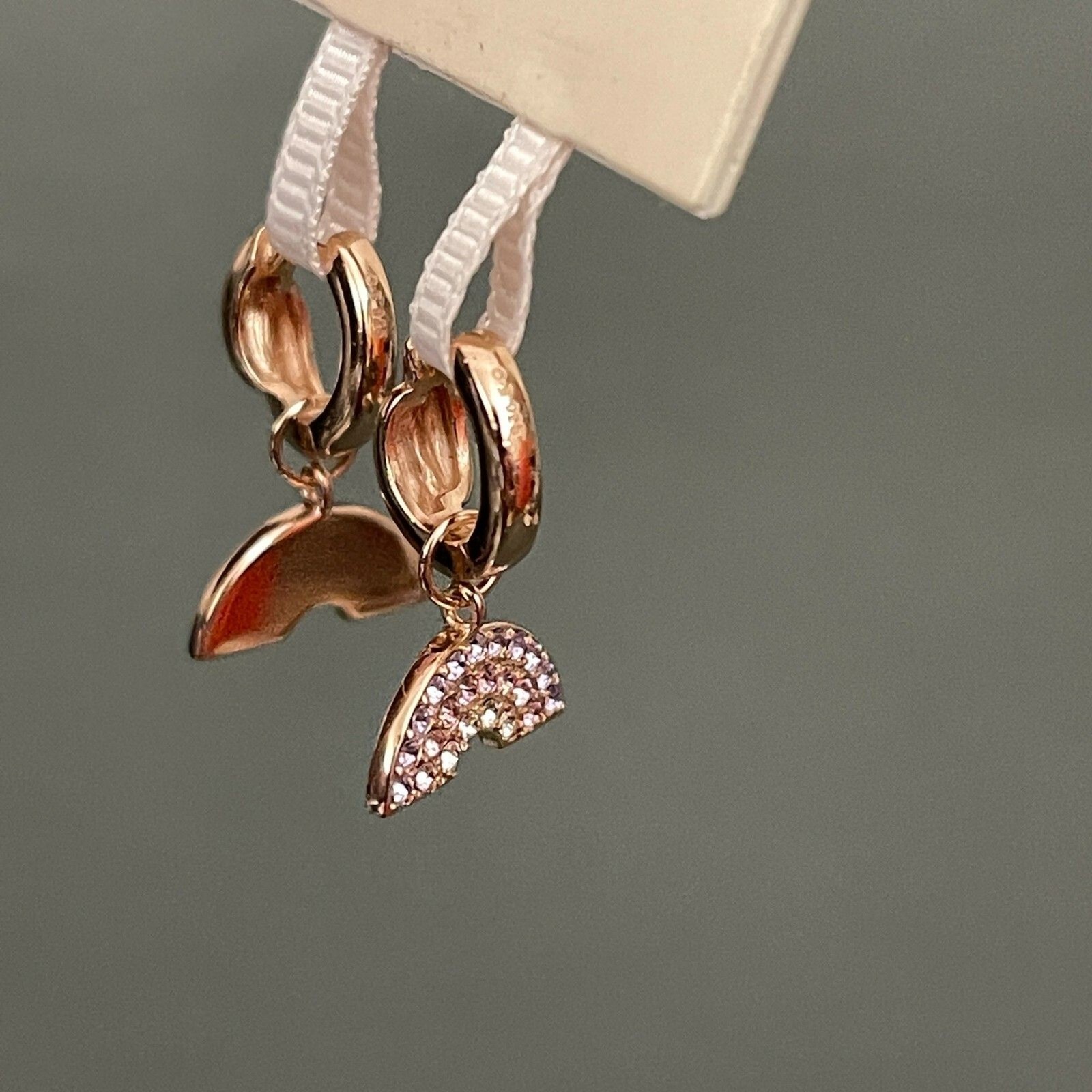 Rose Gold Pink Multicolor Rhinestones Women’s Fashion Hoop Earrings NWOT