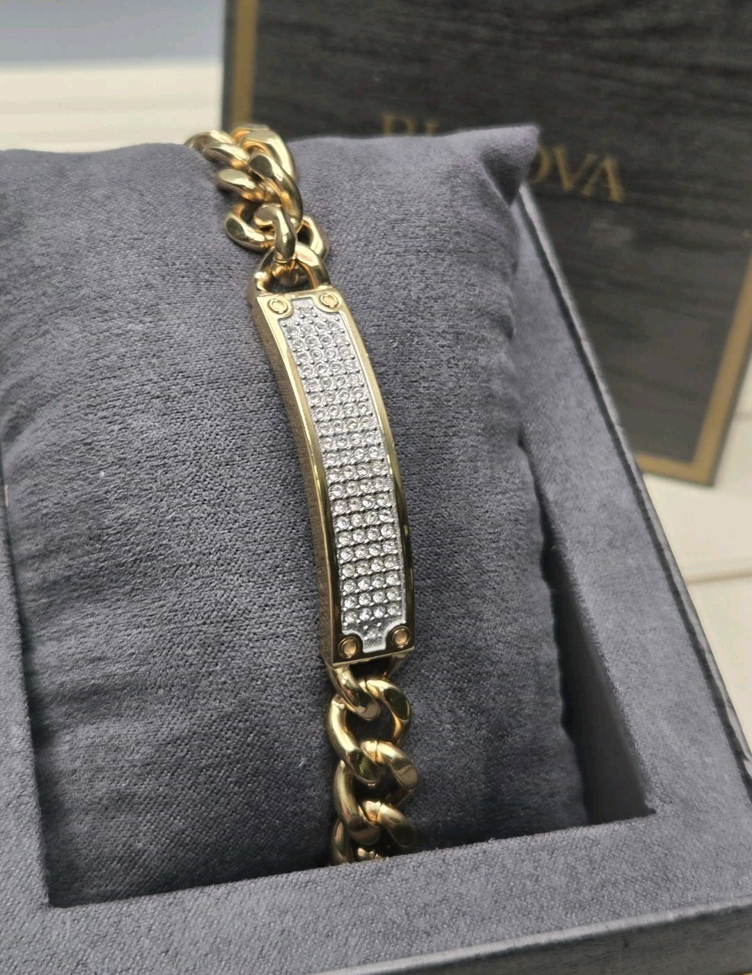 Bulova 98K106 Genuine Gold Tone Crystal Bracelet OEM Gift Set Bracelet Only