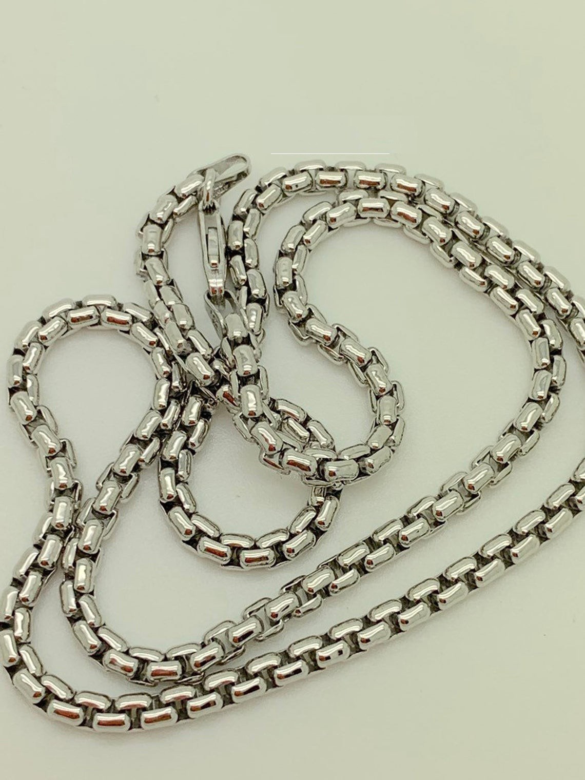 Unisex 18K White Gold Filled 16″/18″/20″/22″/24″/26-32″ Round Box Chain Necklace
