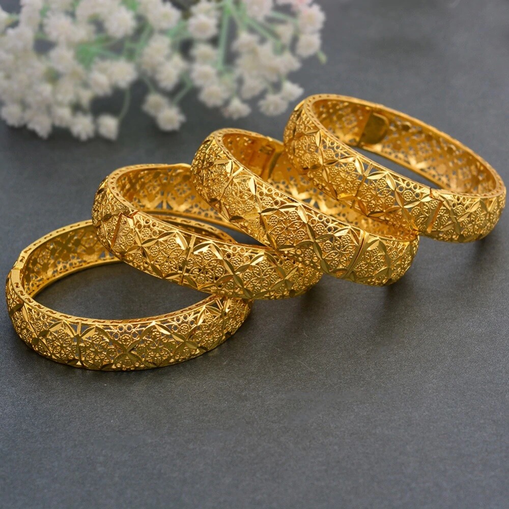 24k Yellow Gold Women’s 16mm Floral Small 7″ Opening Bracelet w Gift Pkg D793