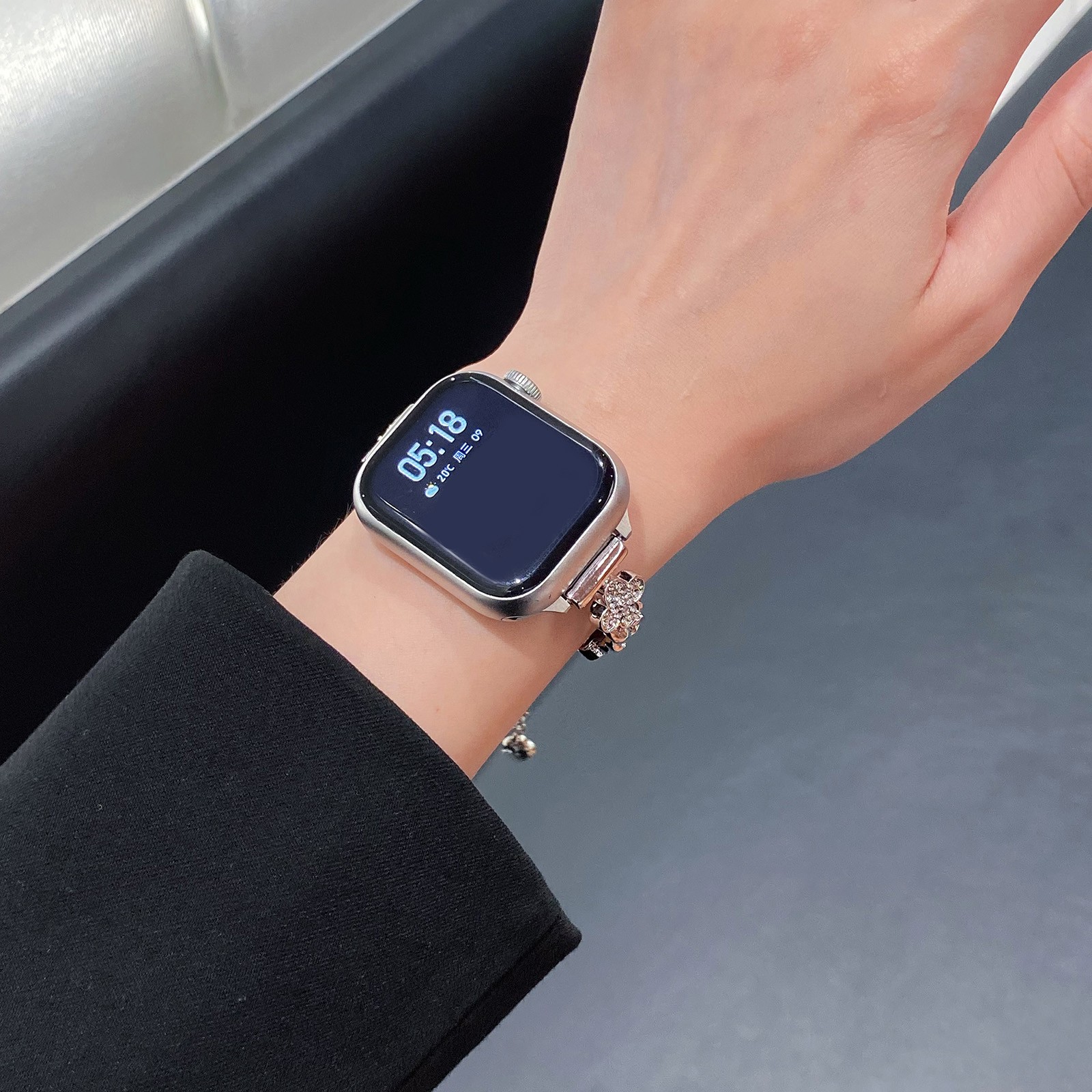 For iWatch Series 11/10/9/8/7/SE/Ultra 3 Elegant Metal Bracelet Strap Watch Band