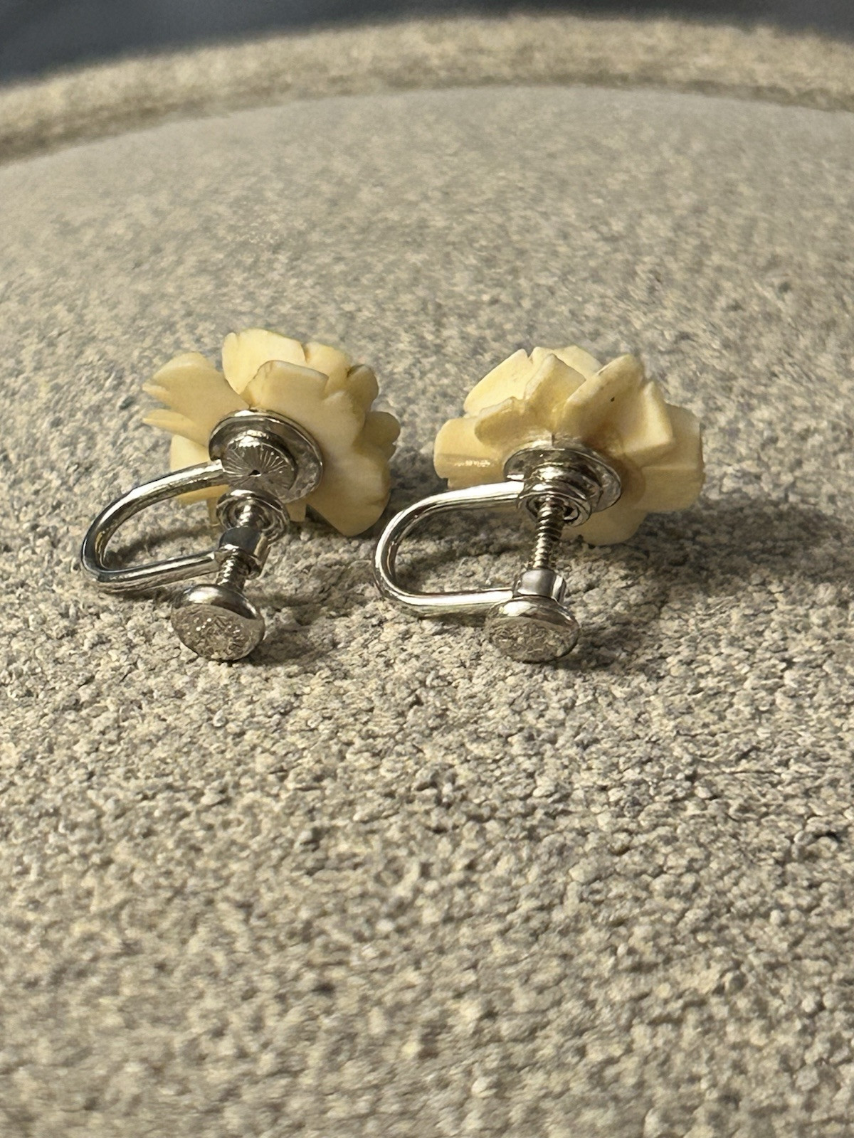 Vintage Van Dell Sterling Carved Rose Screw Back Earrings #473