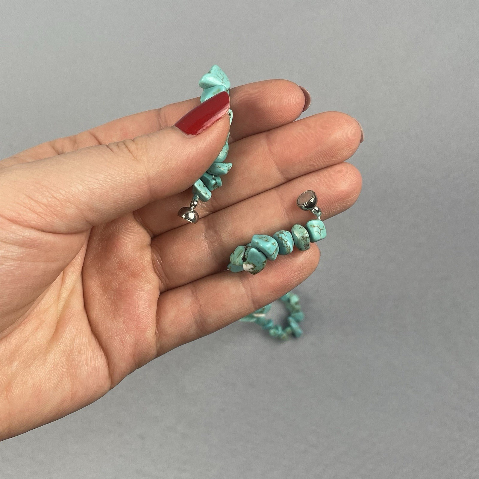 Turquoise Chip Necklace with magnetic stainless steel clasp, 24cm / 18″