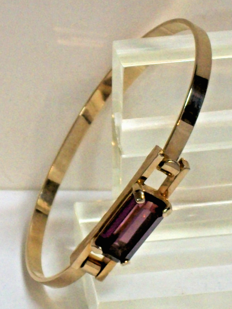 Vintage Purple Rhinestone Bangle Bracelet Hinged Retro Amethyst Glass 1970s Avon