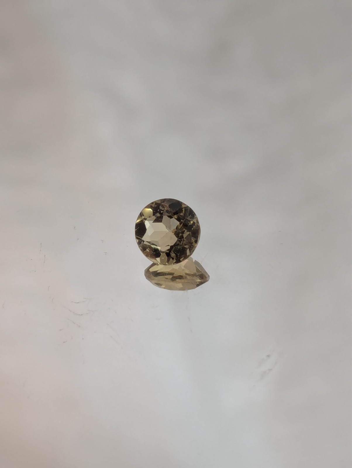 Citrine Yellow Faceted Gemstone 1.5 carat (0.30g) 7.9 Diameter x 4.7 mm
