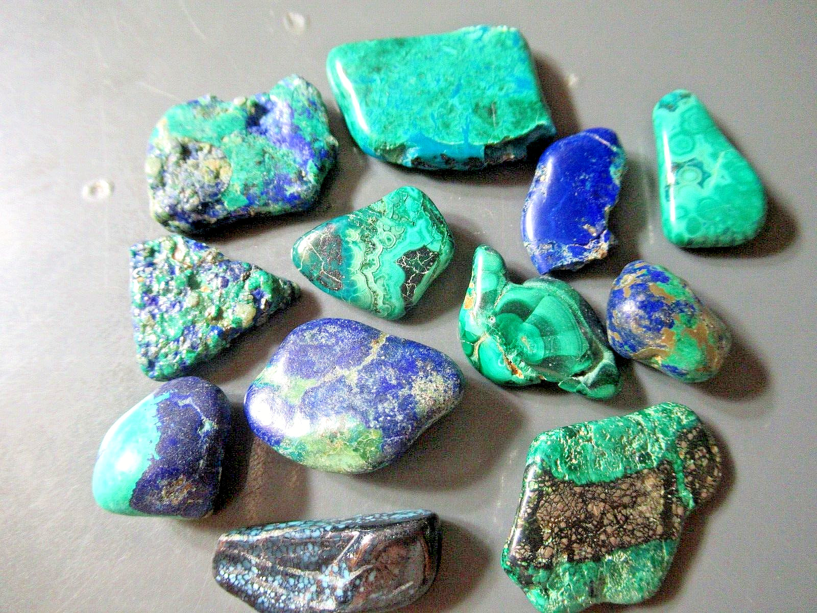 AZURITE-MALACHITE FLATS & STONES 150tcw 14mm X 11mm TO 24mm X 18mm #506