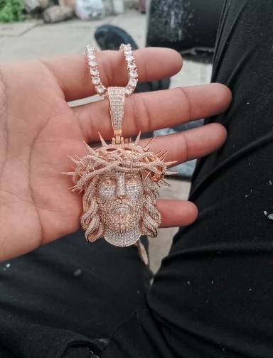 Iced Out Ratten Jesus Necklace Pendant for Men – Hip Hop Fashion Jewelry