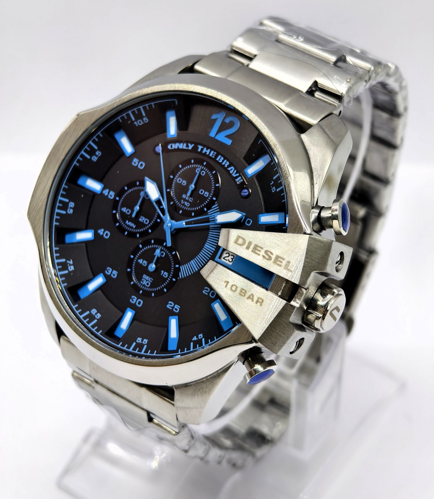 Vintage DIESEL 10 BAR Chronograph Blue Dial Date Indicator Men’s Wrist Watch