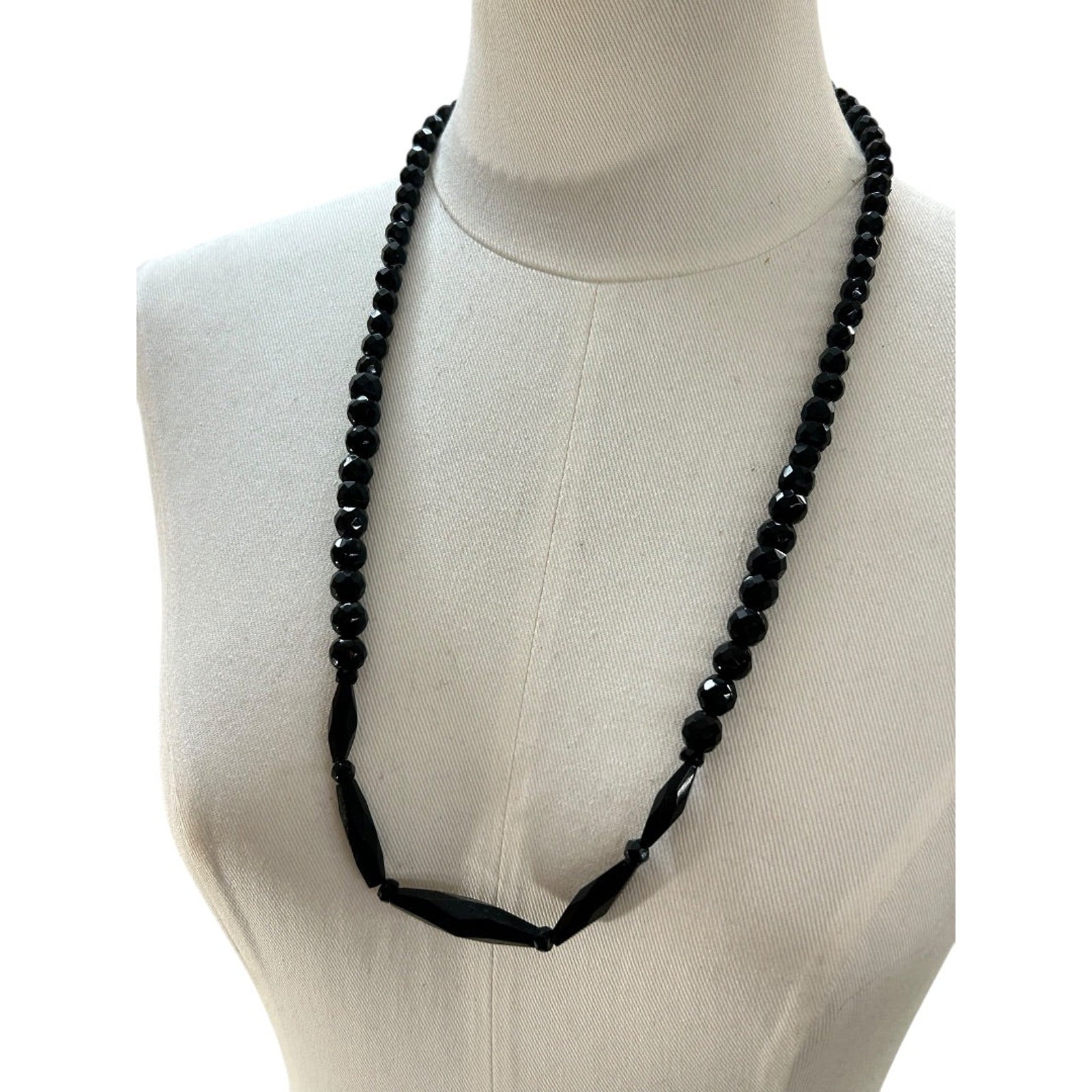 Vintage Jet Aurora Borealis Black Beaded Necklace Overhead 28 Inch