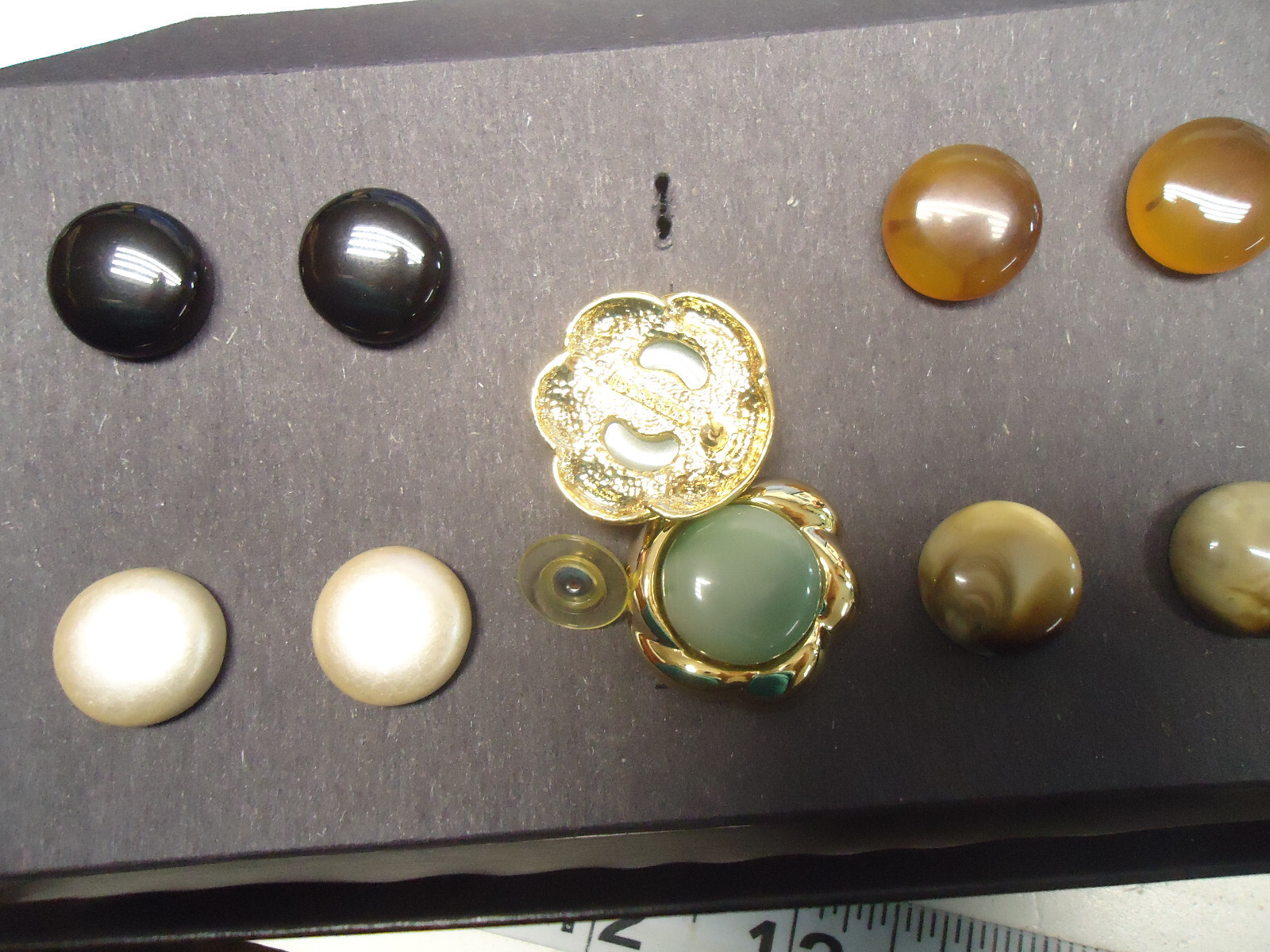 Verducci vtg nos gold tone changeable Pierced earrings