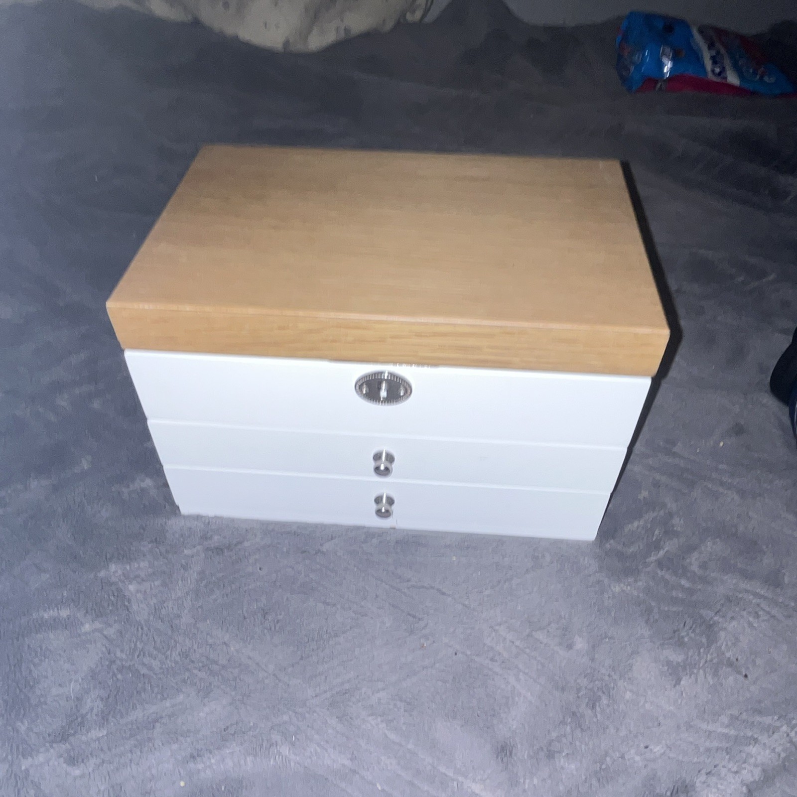 White Brown Wood Jewelry Box w/ Mirror, Key, Soft Lining, w/Scentbird Oil Case