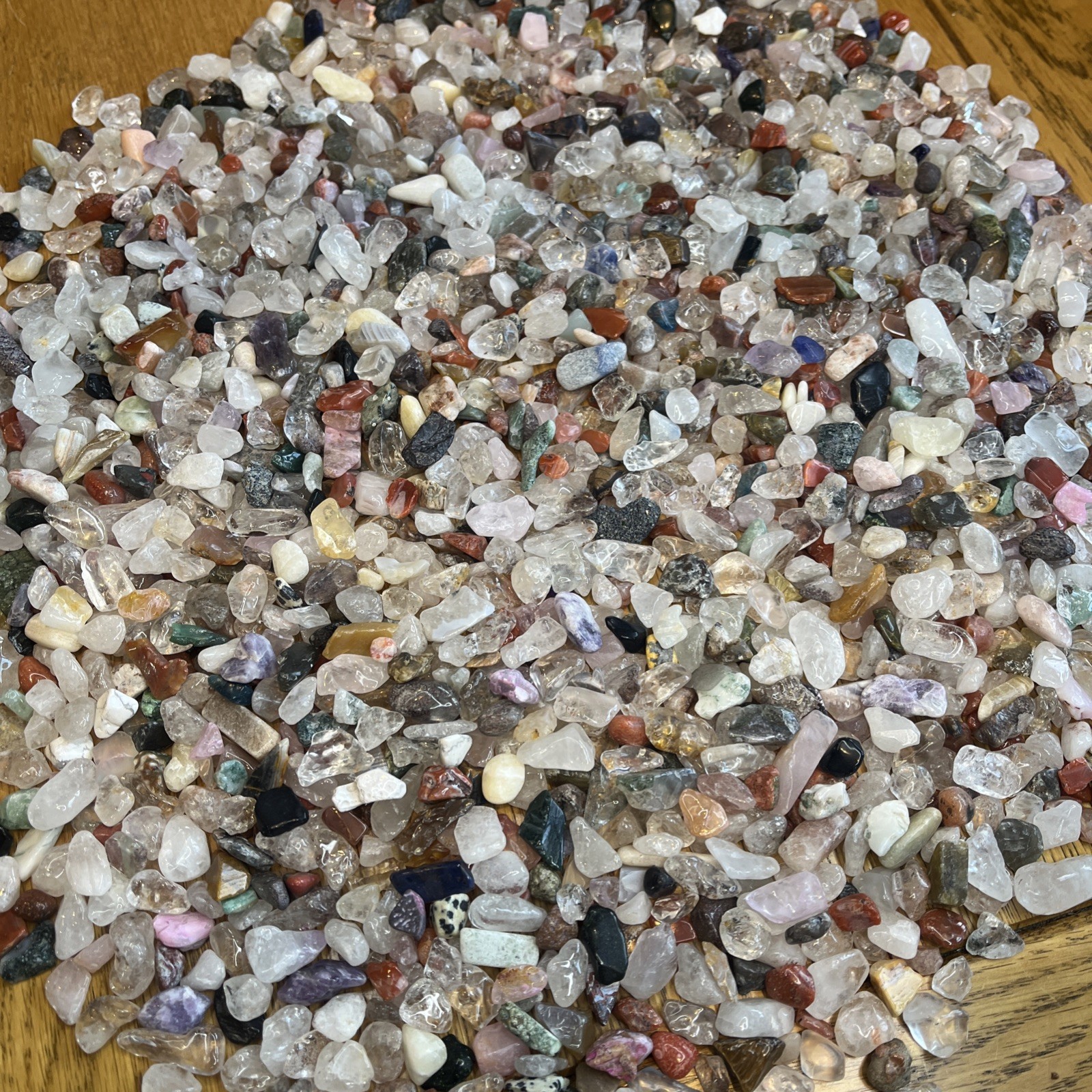 Small Mixed Crystals Mini Gemstones,Chips Ideal For Crafting 1.4 kg