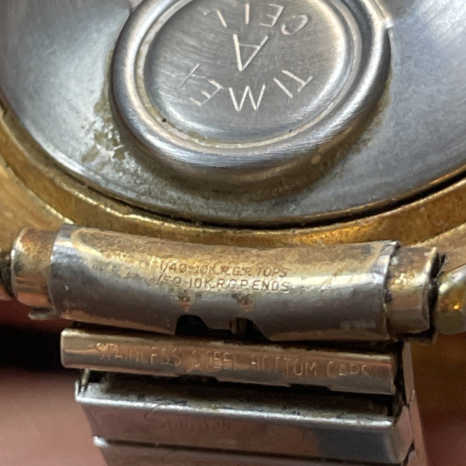 Vintage Timex Electric Dynabeat Date Watch Mens Gold Tone 34mm