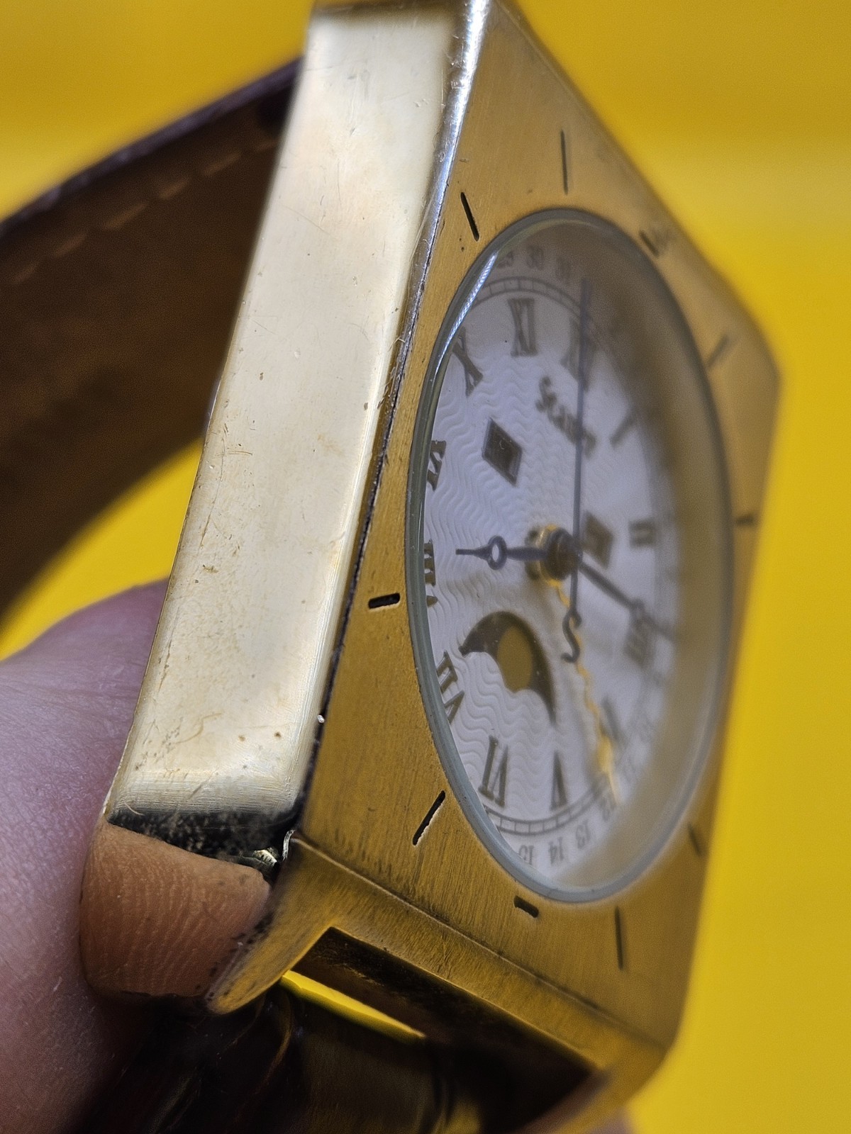 Stauer Moon Phase Quartz Day Date Watch Brown Leather Strap Gold Tone Non Work