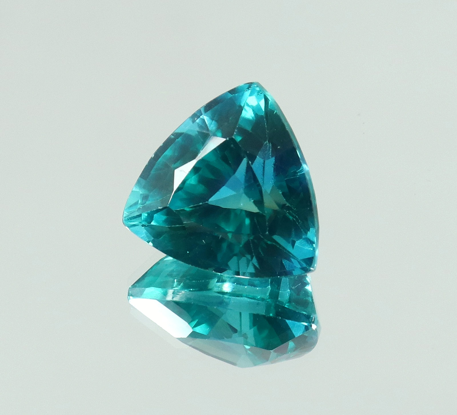 Natural Paraiba Tourmaline Greenish Neon Blue Copper Loose Gemstone 18.00 Ct