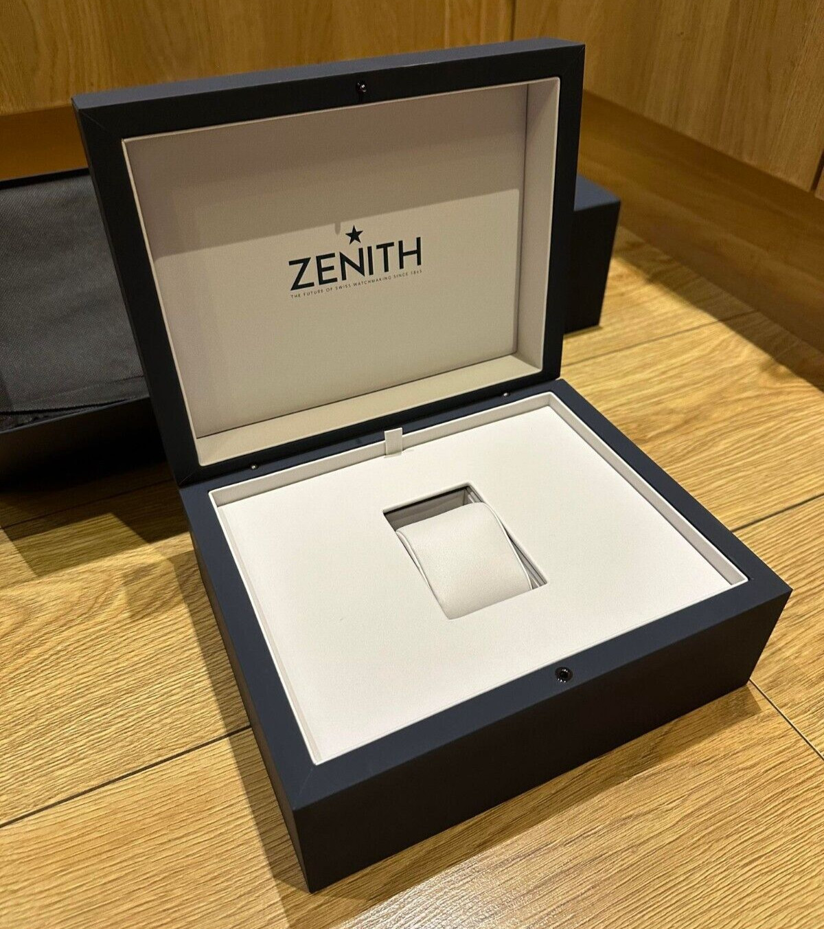 Genuine Original Current Zenith Watch Presentation Box Travel Case Complete Set