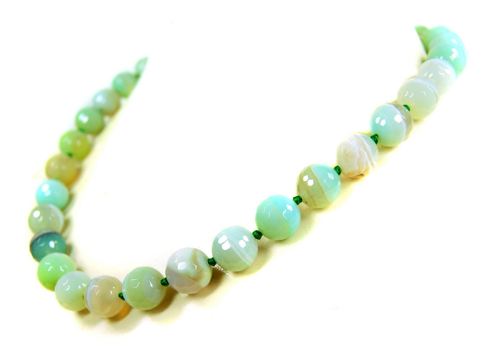 Unusual Agate Ball Shaped Gemstone Necklace Ø-12mm