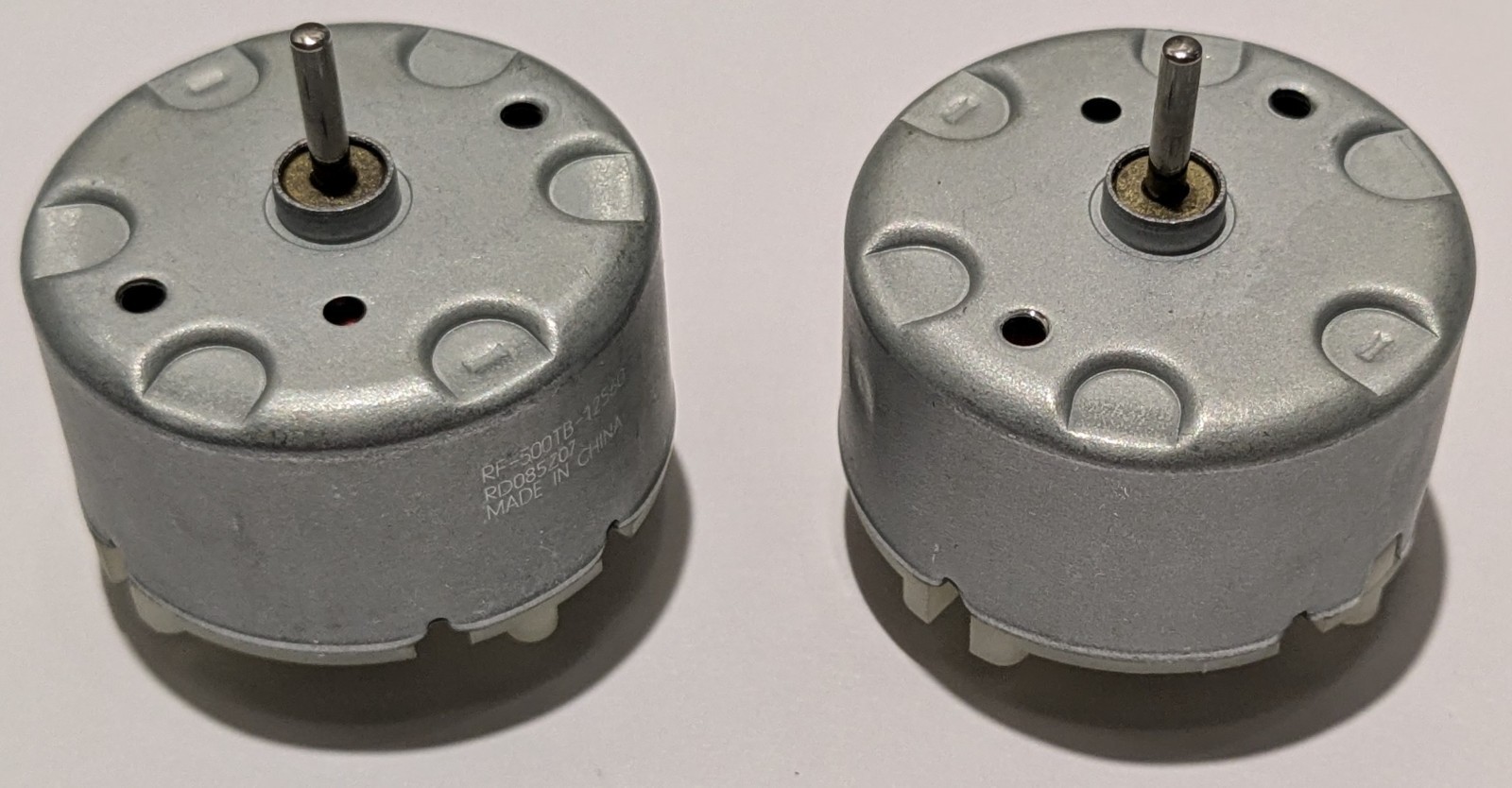2 X Mabuchi RF-500 DC 6V Motor – 1.5 to 12 VDC – Watch Winder Low Current Motor