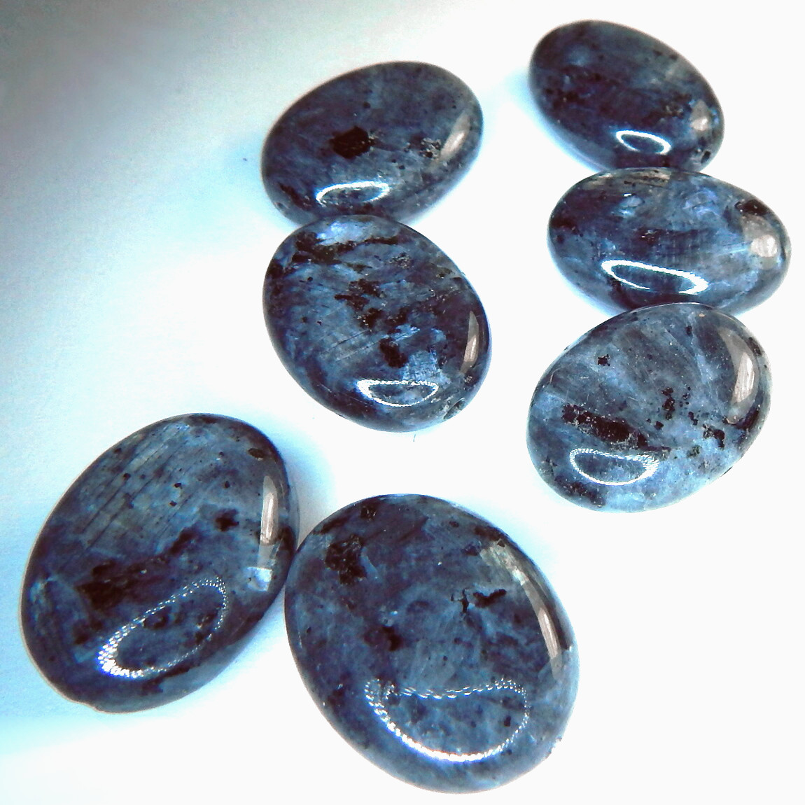 15ct Larvikite Labradorite Silver Blue Flash Oval Bead Natural Mined Norway