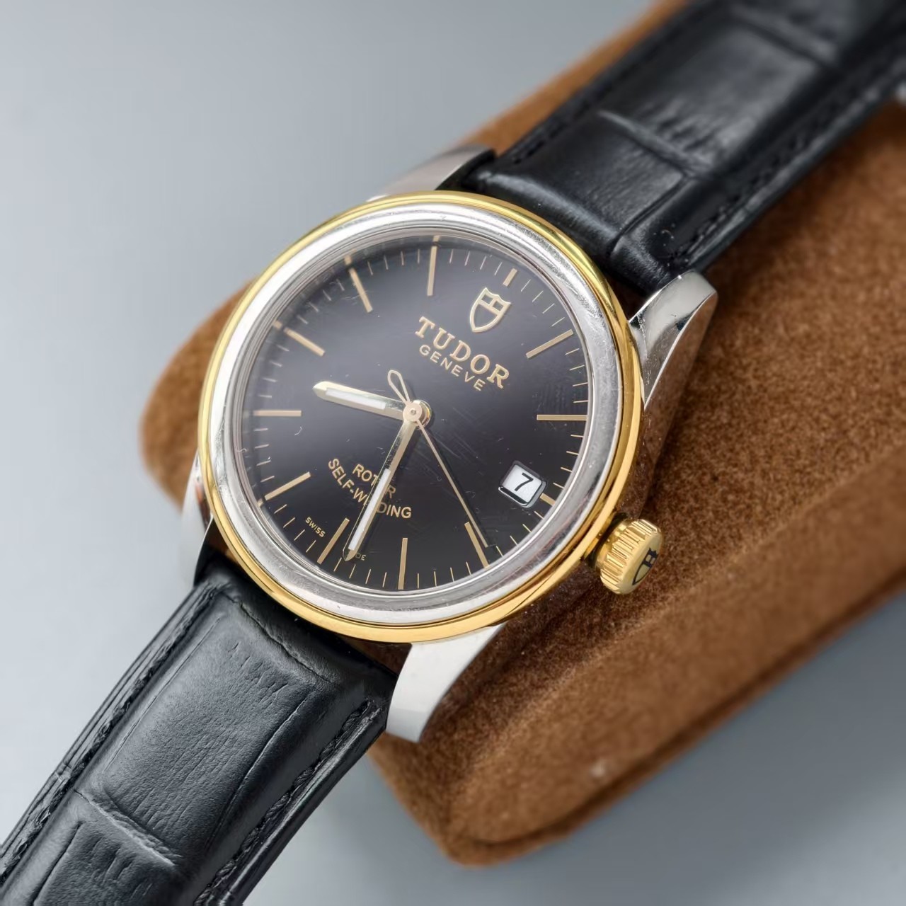 Tudor Black Dial Glamour M55003-0029 Men’s Watch Automatic 36mm Date