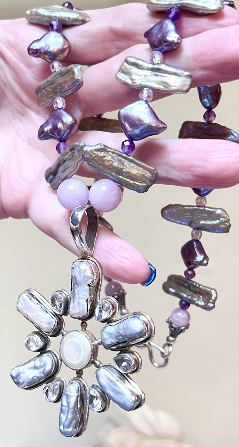 BEAUTIFUL Sterling Silver Purple, Blue, Silver Lustrous Pearl & Zircon Necklace