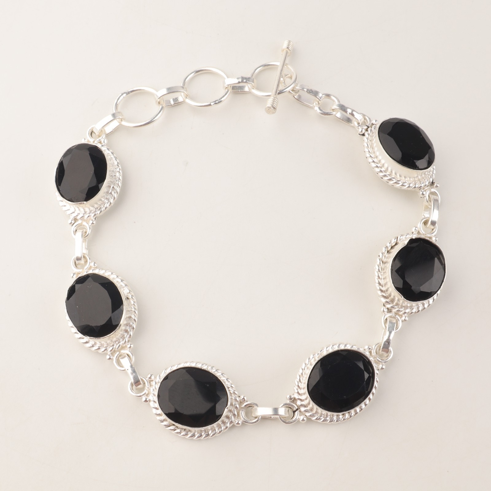 925 Silver Black Onyx Gemstone Jewelry Handmade Everyday Bracelet 8.5″ For Women