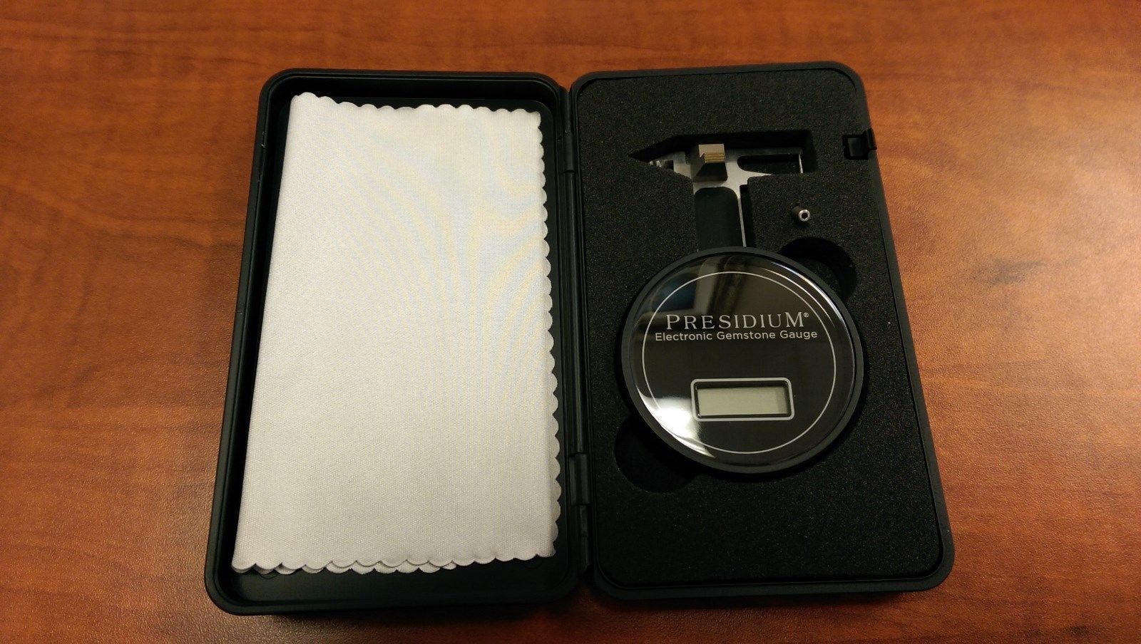 PRESIDIUM PEGG ELECTRONIC GEMSTONE DIAMOND GAUGE