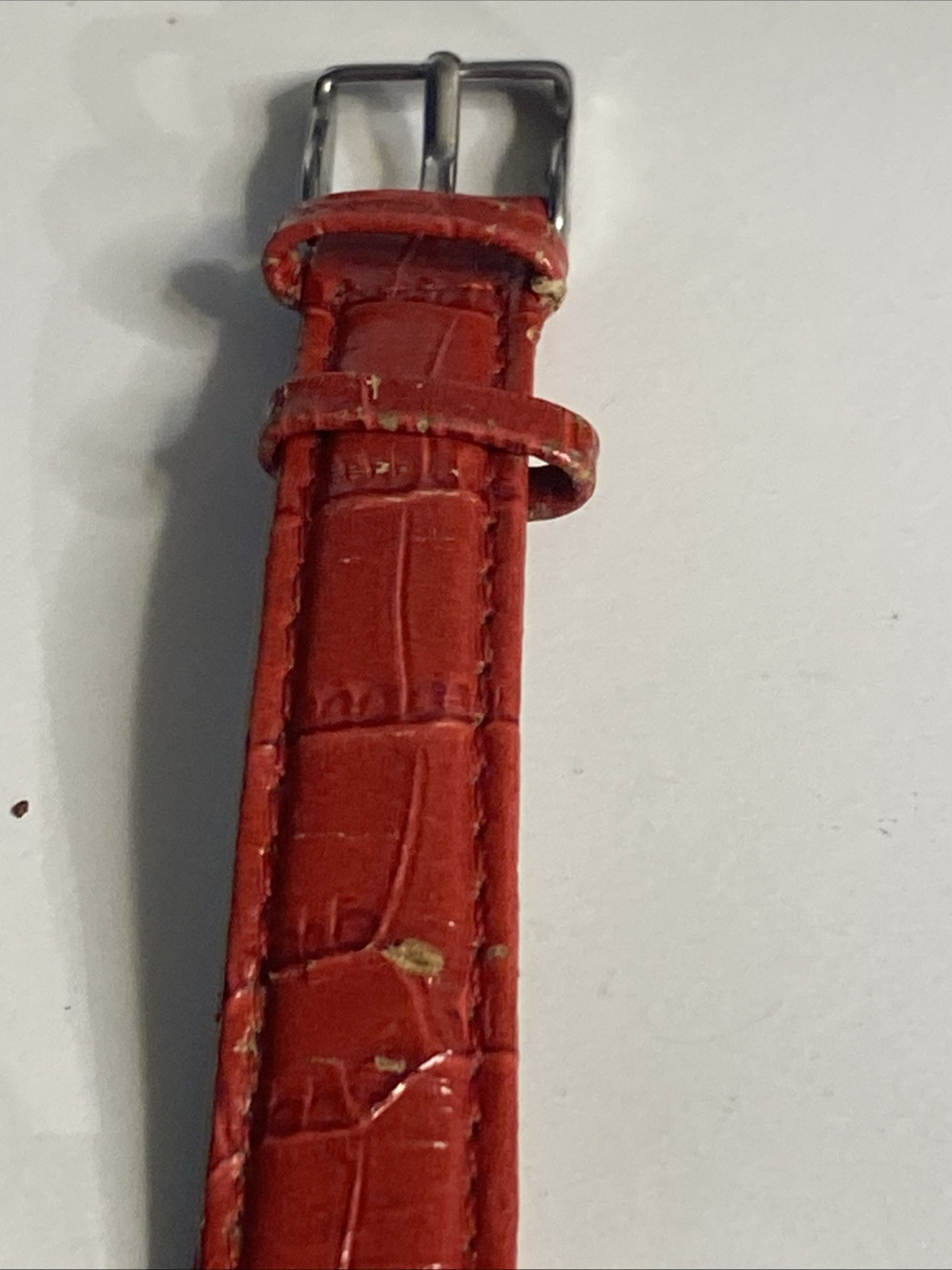 Gossip GSP234B Battery 327 with Red wrist band New Battery Leather Band