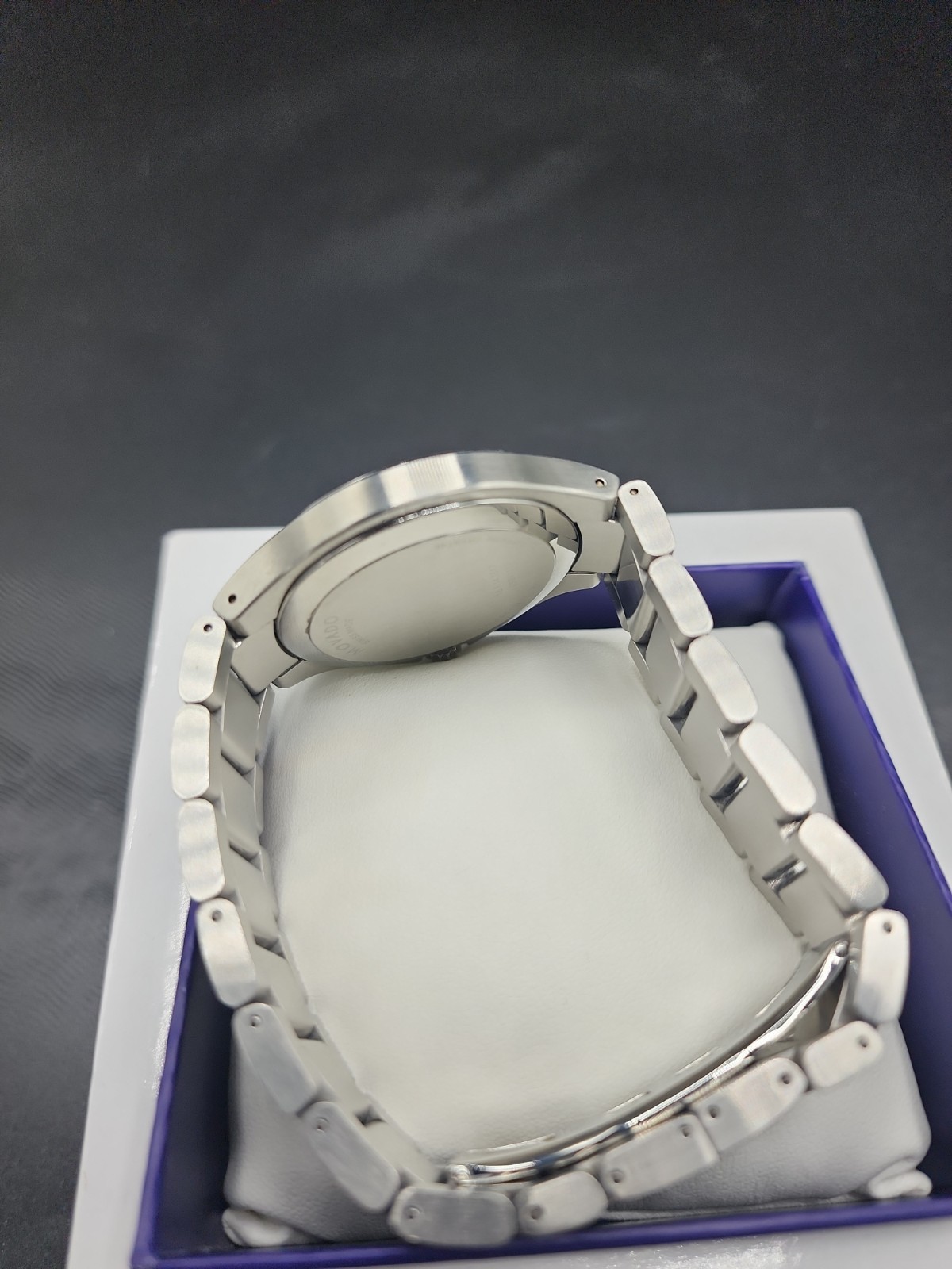 Movado Stainless Steel Defio Men’s Blue Museum Dial Dress Watch new battery