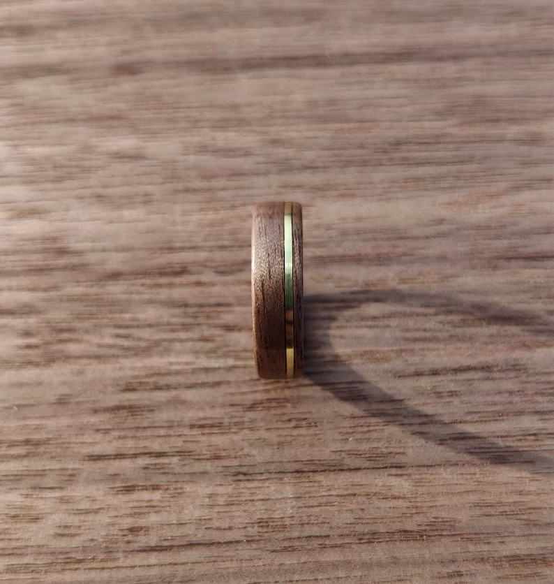 Bentwood Walnut Wedding Ring with Gold Inlay – Wooden Band Men & Women Handmade