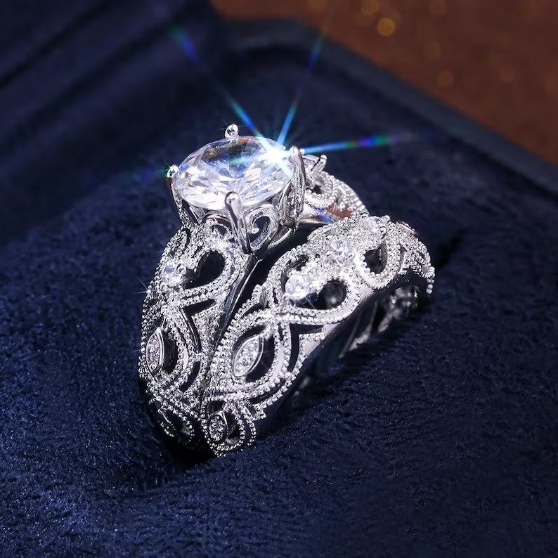1.84 Ct CZ Valentine Gifts Band Silver Plated Migraine Edging Bridal Ring Set