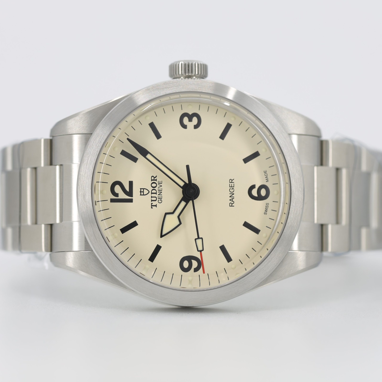 Tudor Ranger 39mm Beige Dial M79950-0008