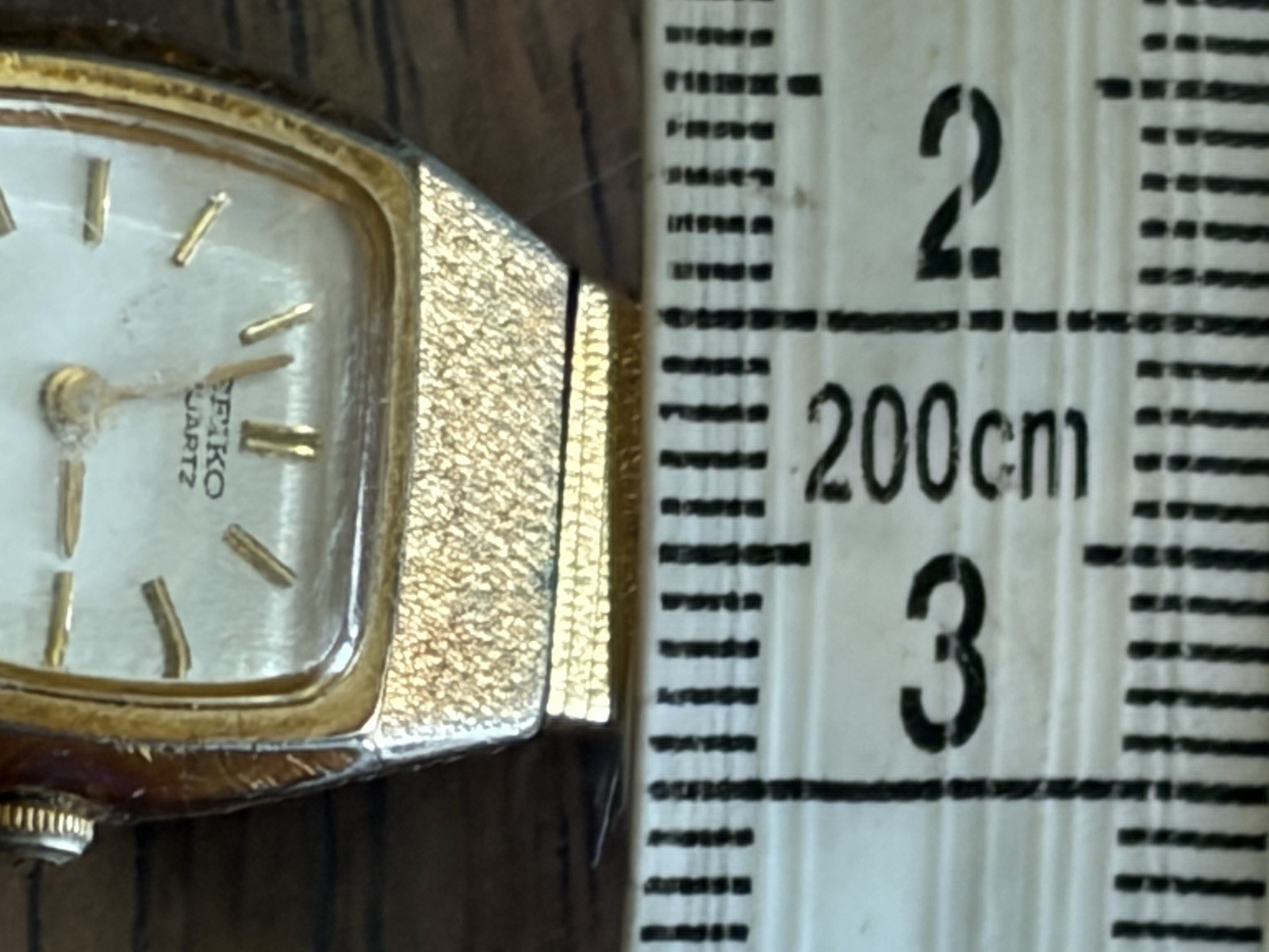 Vintage Seiko Quartz Ladies Dress Watch 2C20 6450 Gold Tone Mesh Bracelet AS IS