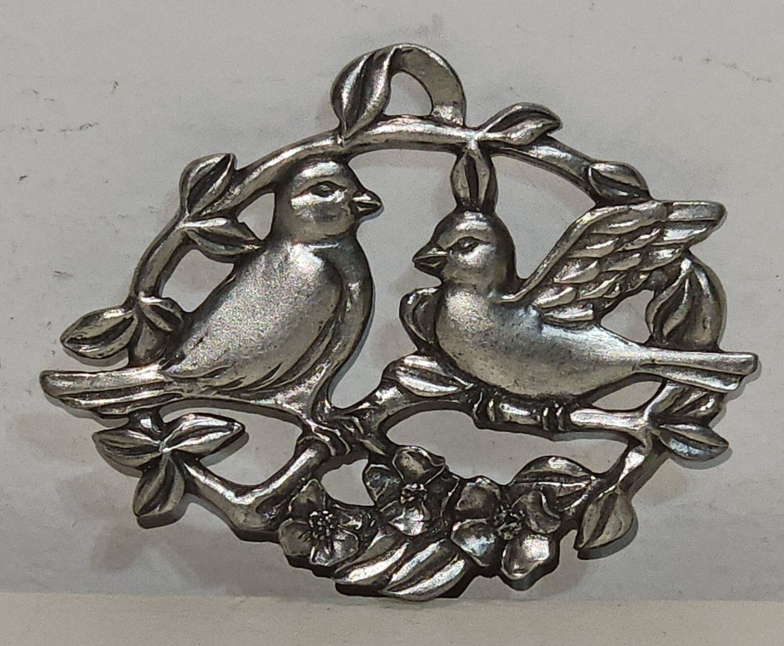 Seagull Pewter Canada Pendant Carved Two Birds and Dogwood Flowers 1990 Vintage