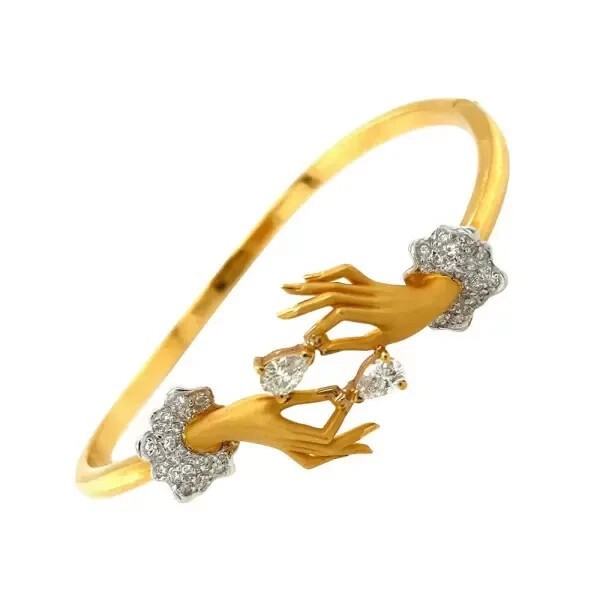 1.5Ct Pear Cut Lab Created Sapphire Sandblasted Love Hands Bangle 925 Silver