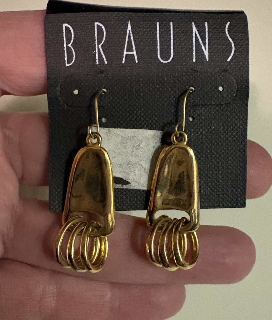 Vintage Braun Dangle Gold Tone Triple Ring Pierced Earring