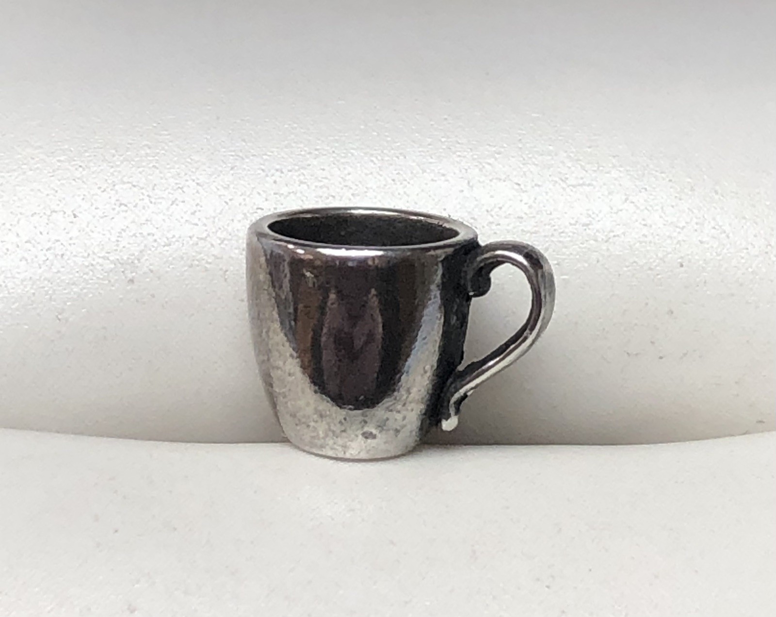 TROLLBEADS (2) RETIRED Cappuccino Flower Bead & Coffee Mug Bead W/Box!! **RARE**