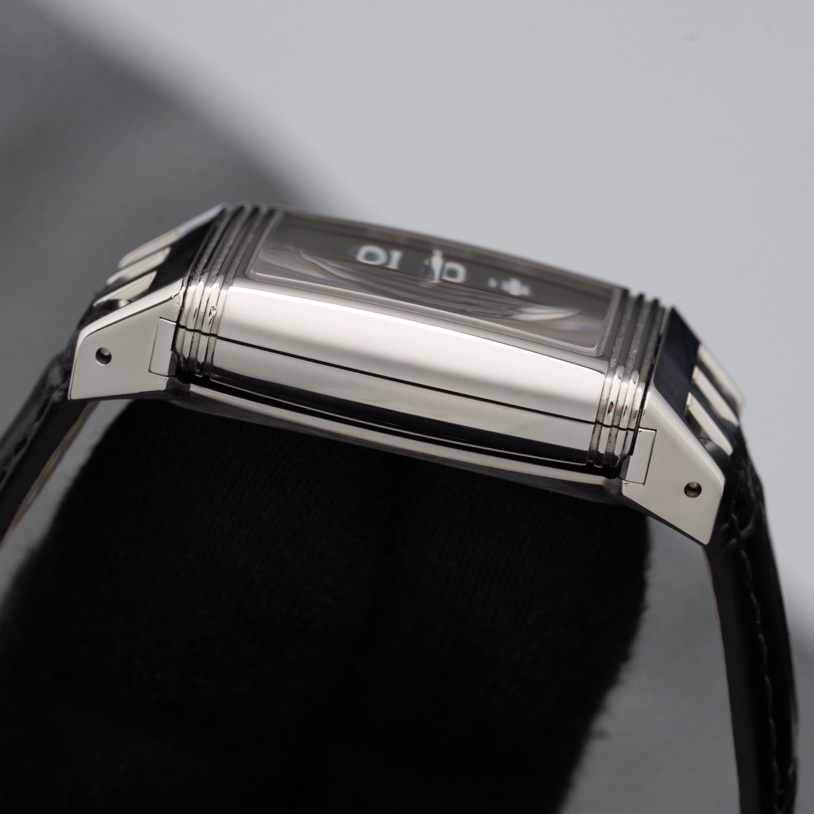 Jaeger-LeCoultre Q2908650 290.8.60 Reverso Black Dial On Leather Strap
